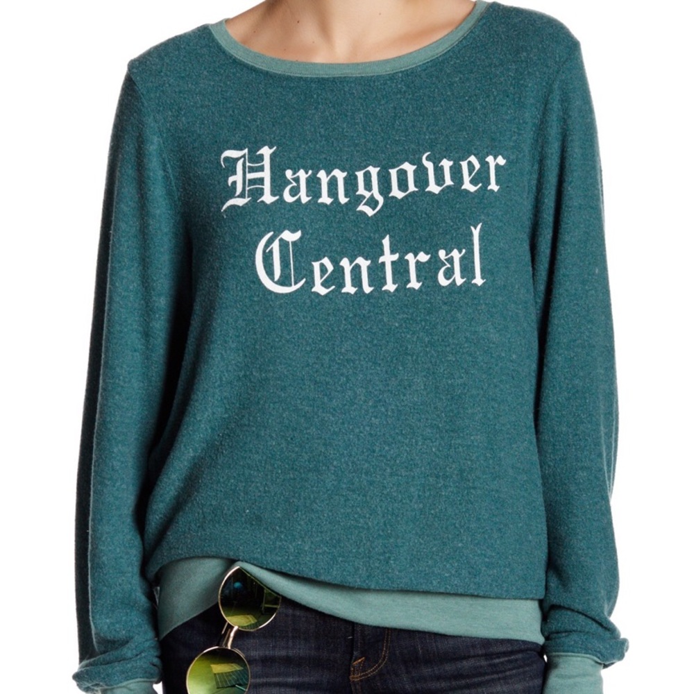 Wildfox Green Women’s size xs pull over sweater
